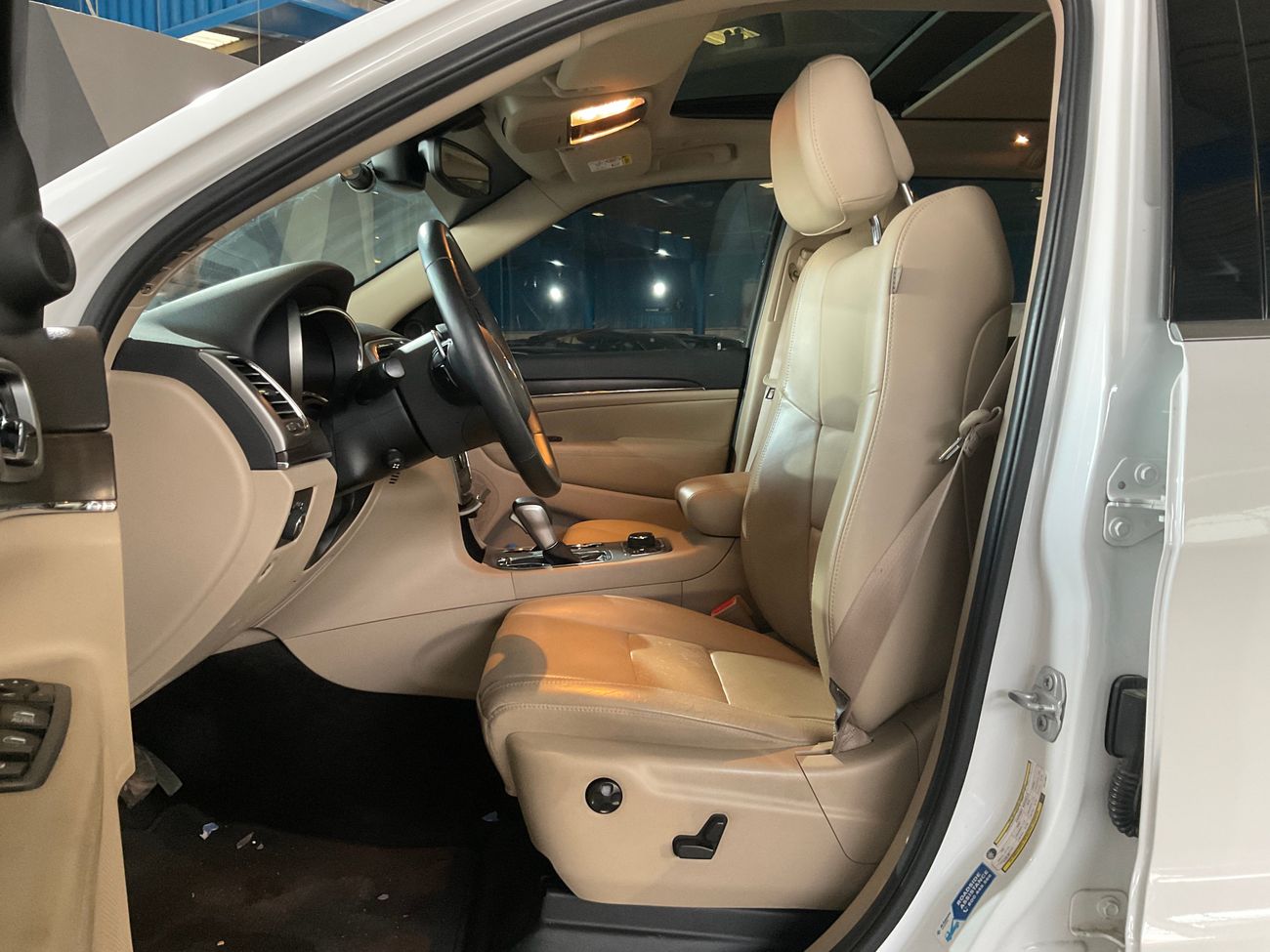 Jeep Grand Cherokee Limited | Guaranteed Warranty | 0 Down Payment