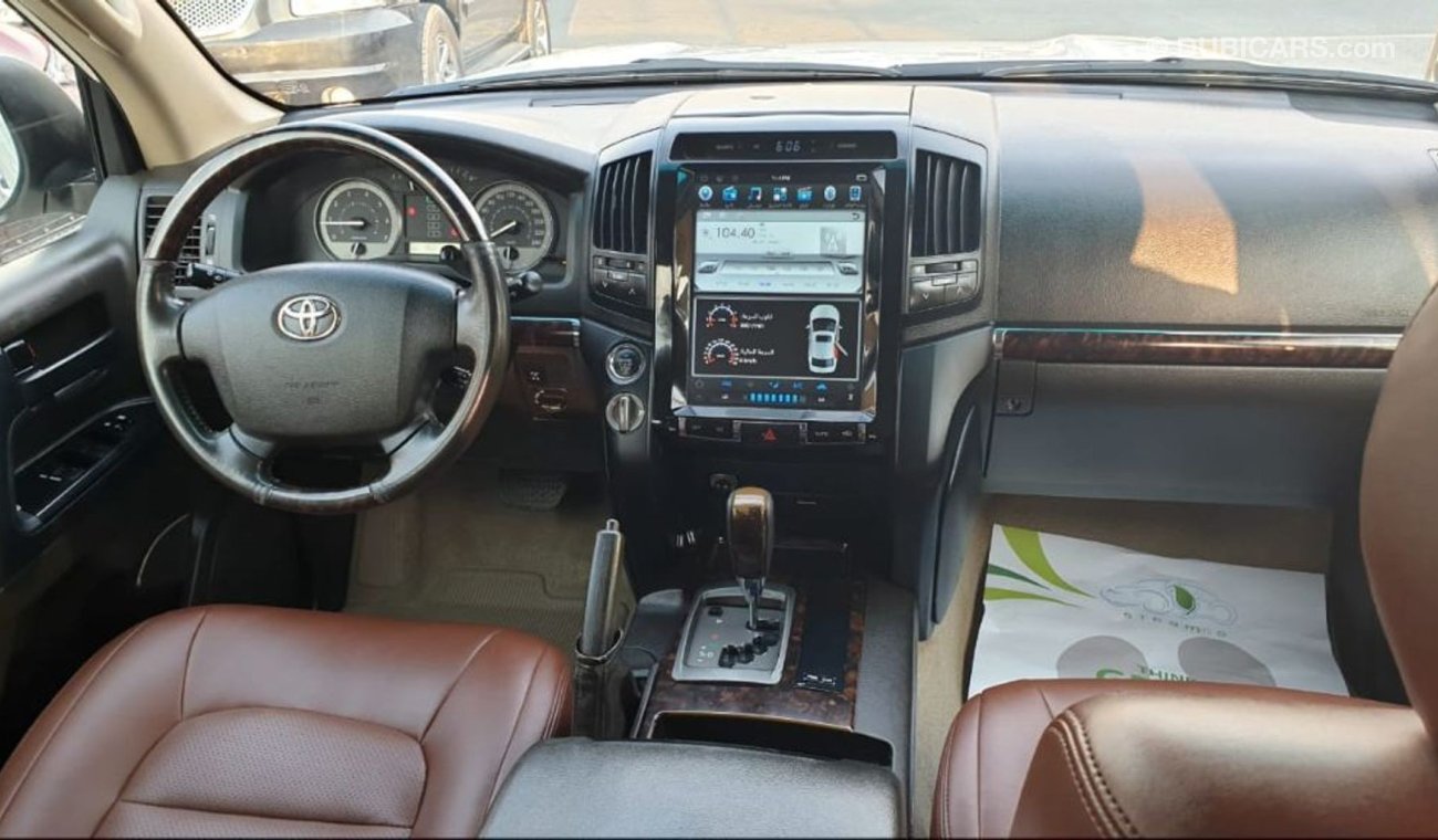 Toyota Land Cruiser TOYOTA LAND CRUISER  V8  GX.R Gcc