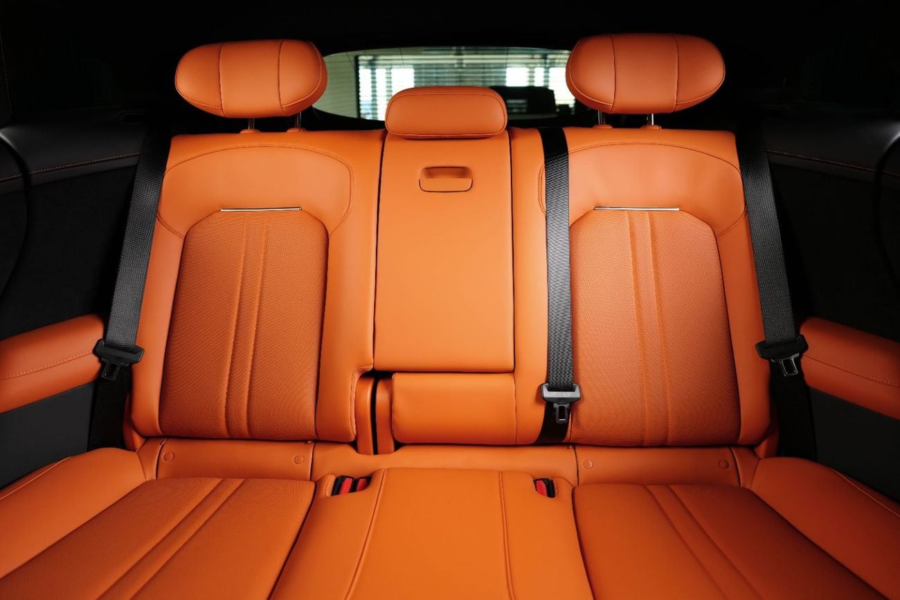 شاومى YU7 Xiaomi YU7 Max-Brand New-760 KM Range-Full Options-Fast Charging