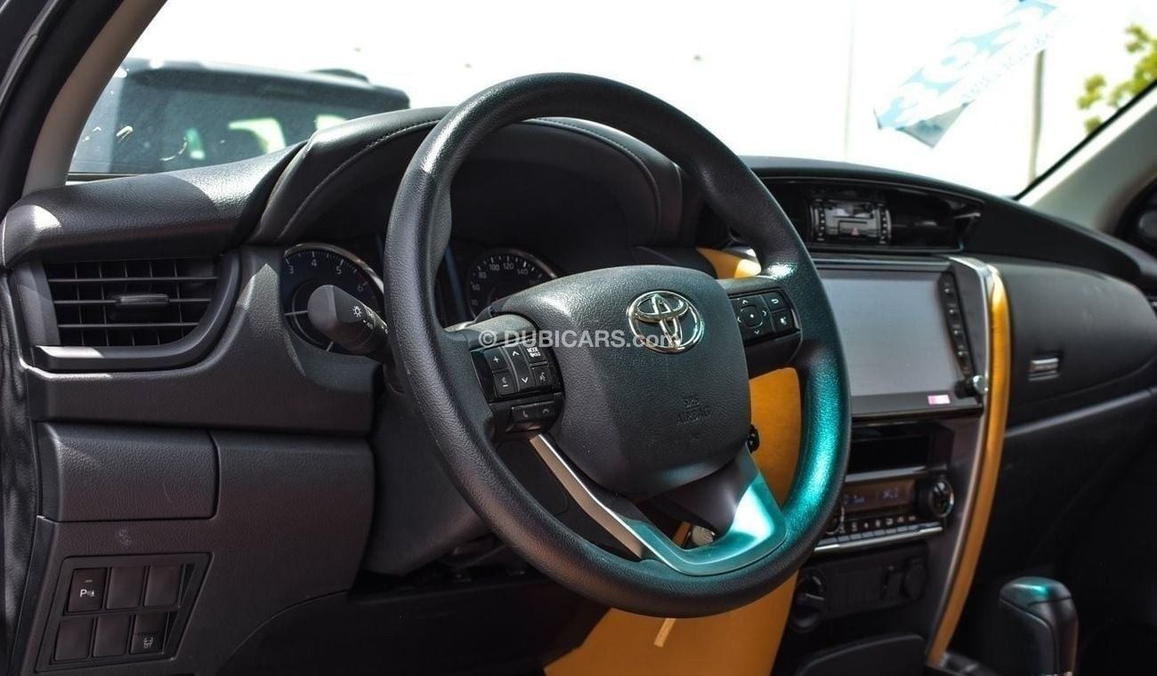 Toyota Fortuner Toyota fortuner 2.7L petrol 4x2 MY2023