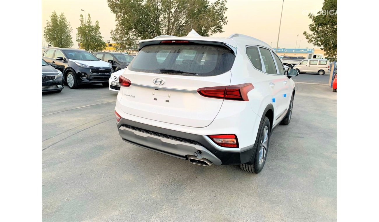 Hyundai Santa Fe with push start and electric seat