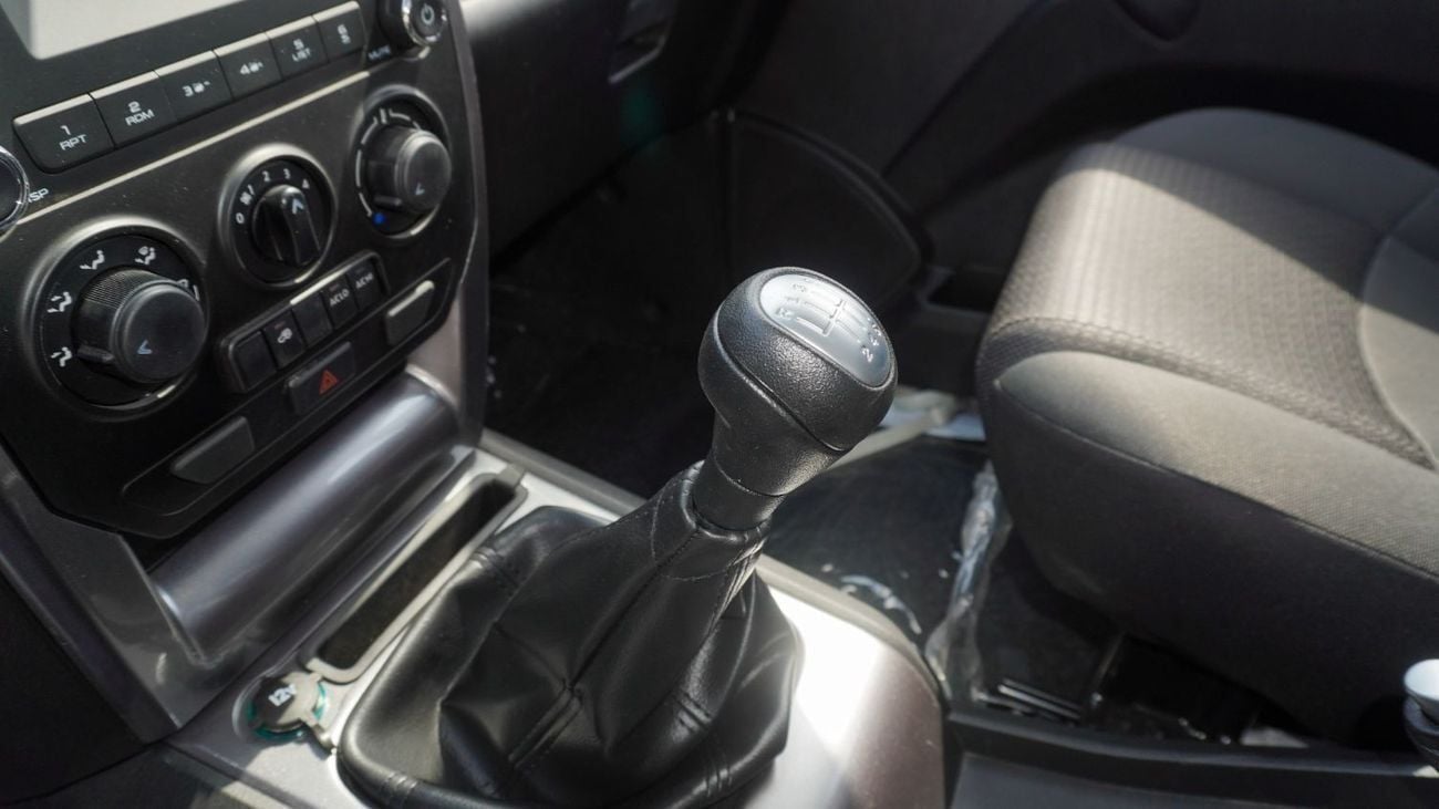 Mahindra Pik Up Brand New Mahindra Pik Up Double Cabin 2025 2.2L 4WD Diesel |White/Black |N-SC-PKP-2.2-25 |FOREXPORT