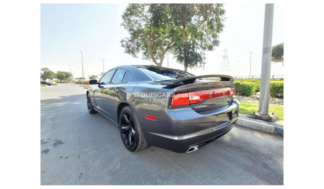 Dodge Charger DODGE CHARGER V6