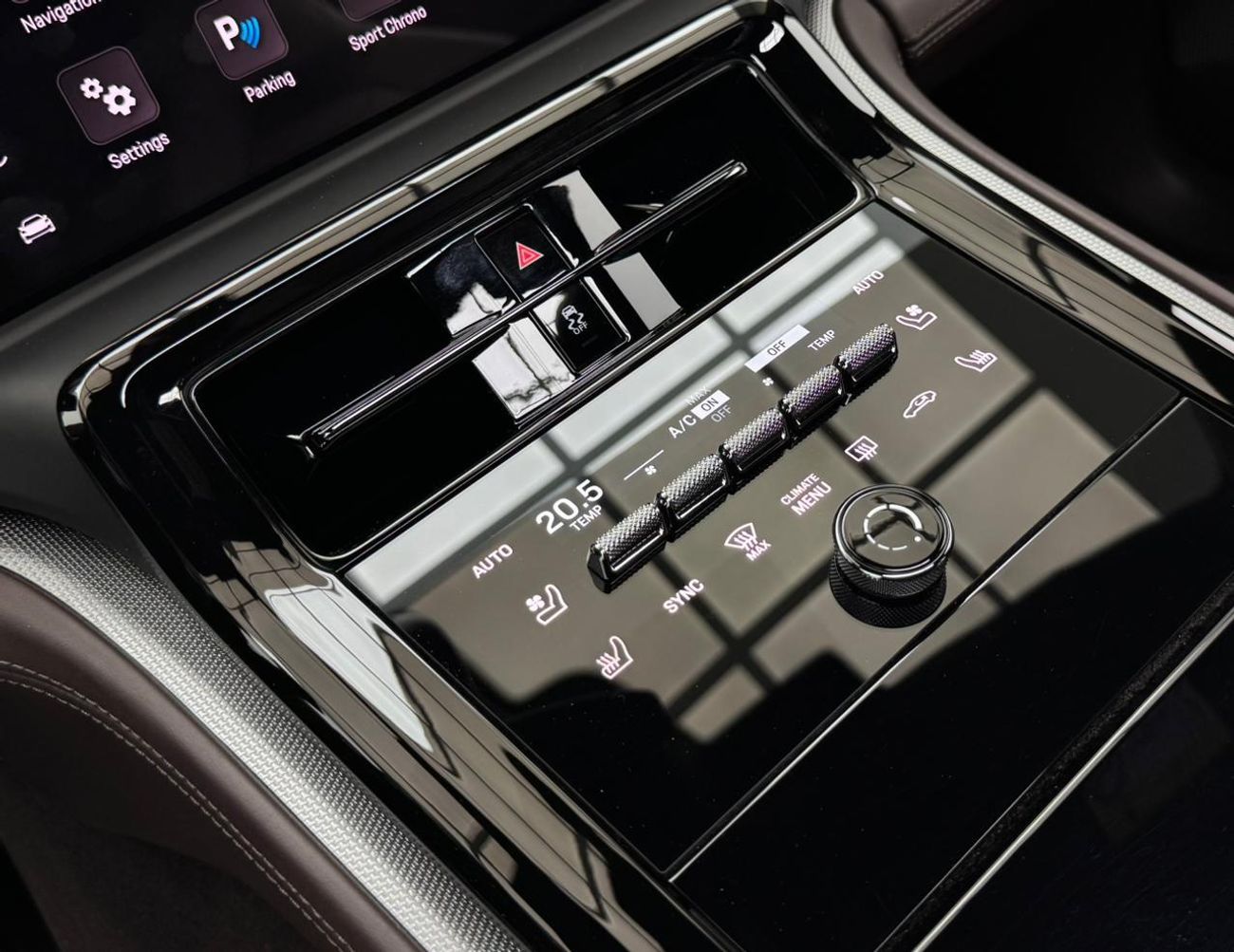 Porsche Panamera Base 2025 Porsche Panamera, 2029 Porsche Warranty, Porsche Service History, GCC