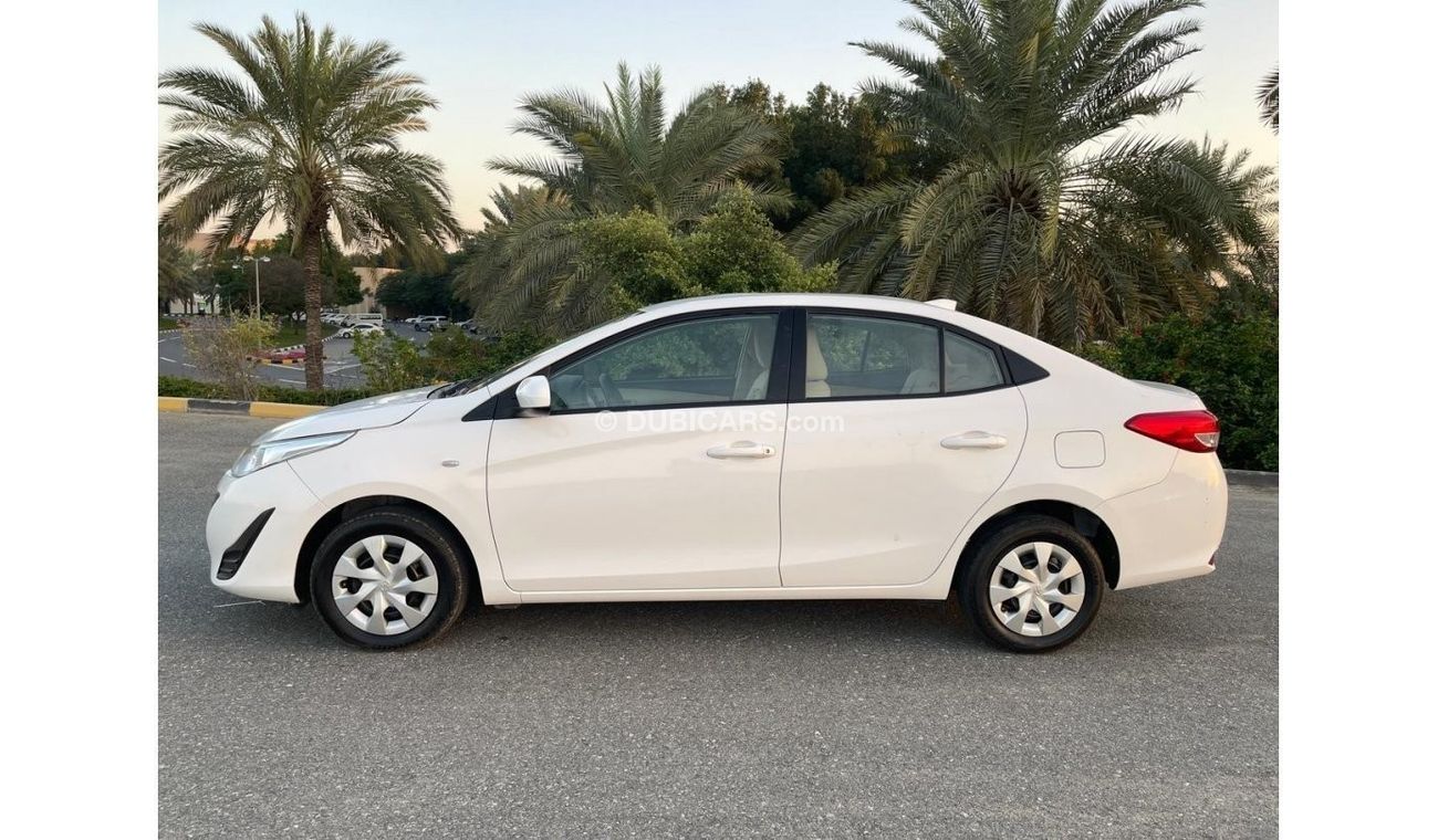 Toyota Yaris Toyota Yaris (GCC SPEC) - 2019 - VERY GOOD CONDITION