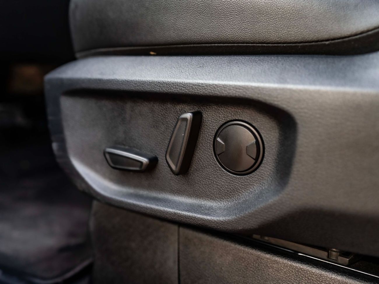 Ford Everest Limited 2.3L 300 Hp