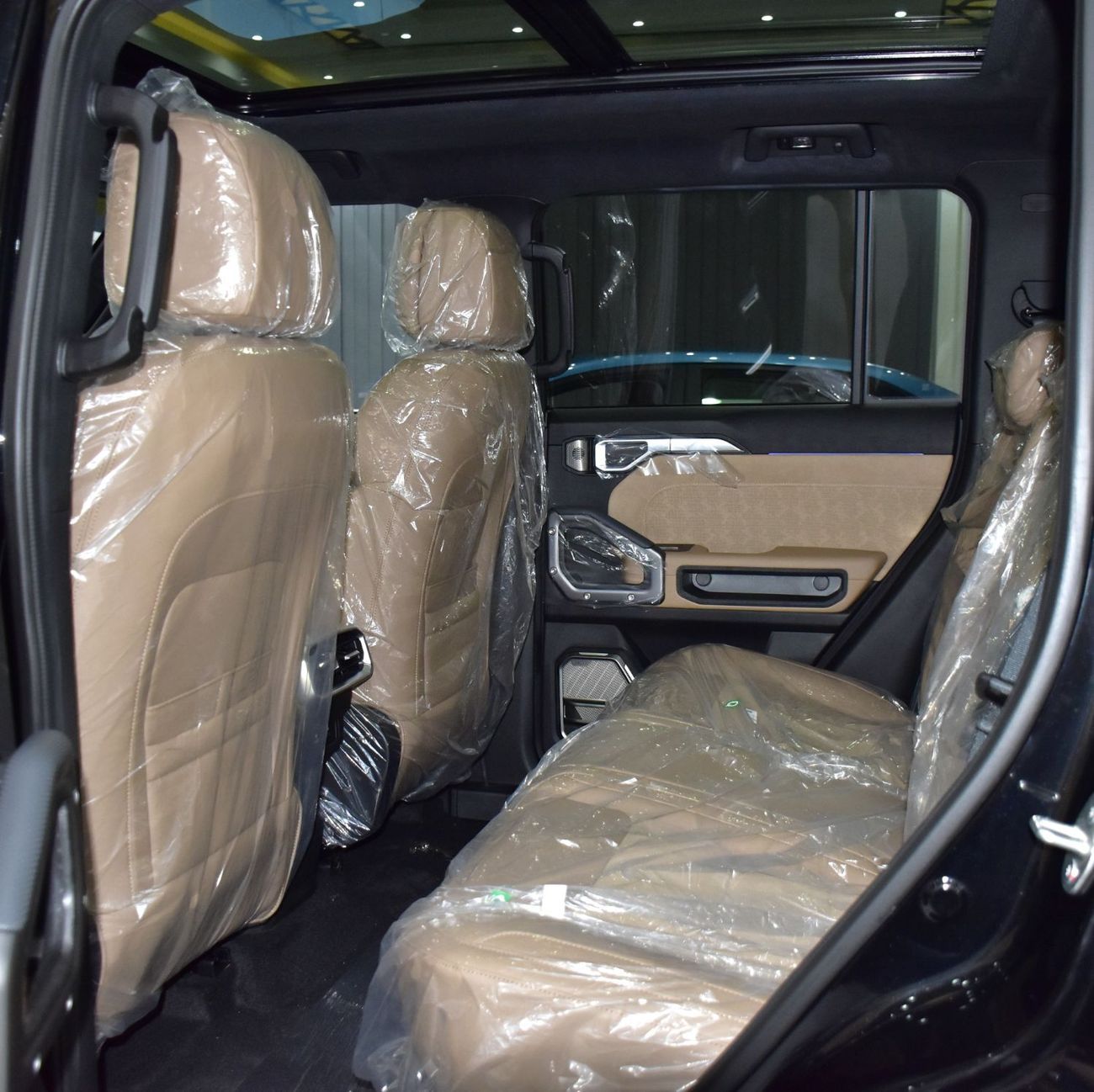 Jetour T2 EXCELLENT DEAL for our Jetour T2 ( 2025 Model ) in Black Color Chinese Specs