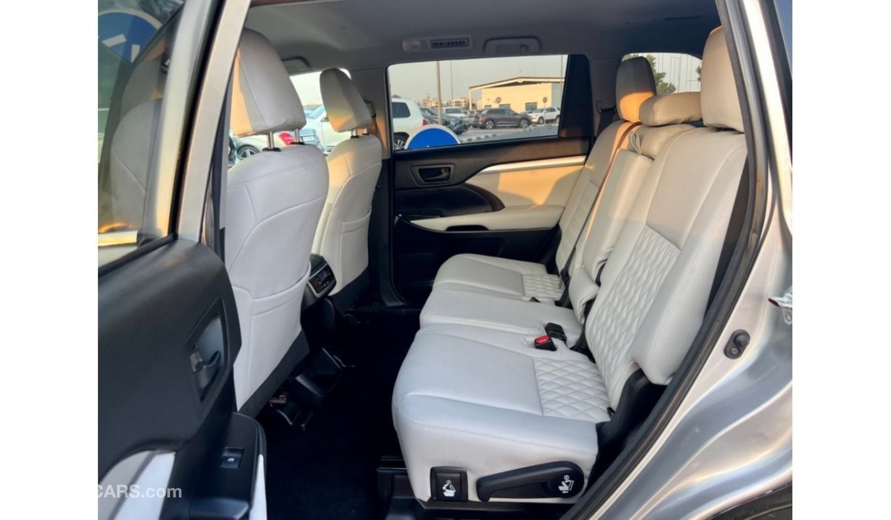 Toyota Highlander 2018 LE 4x4 RUN AND DRIVE USA IMPORTED