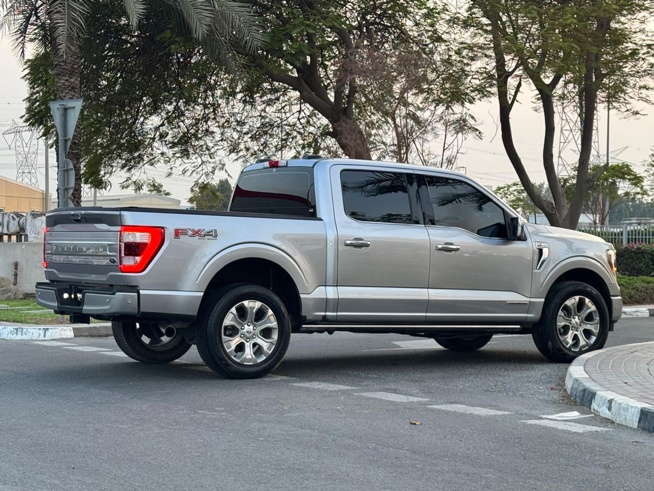 فورد F 150 Platinum 3.5L Hybrid