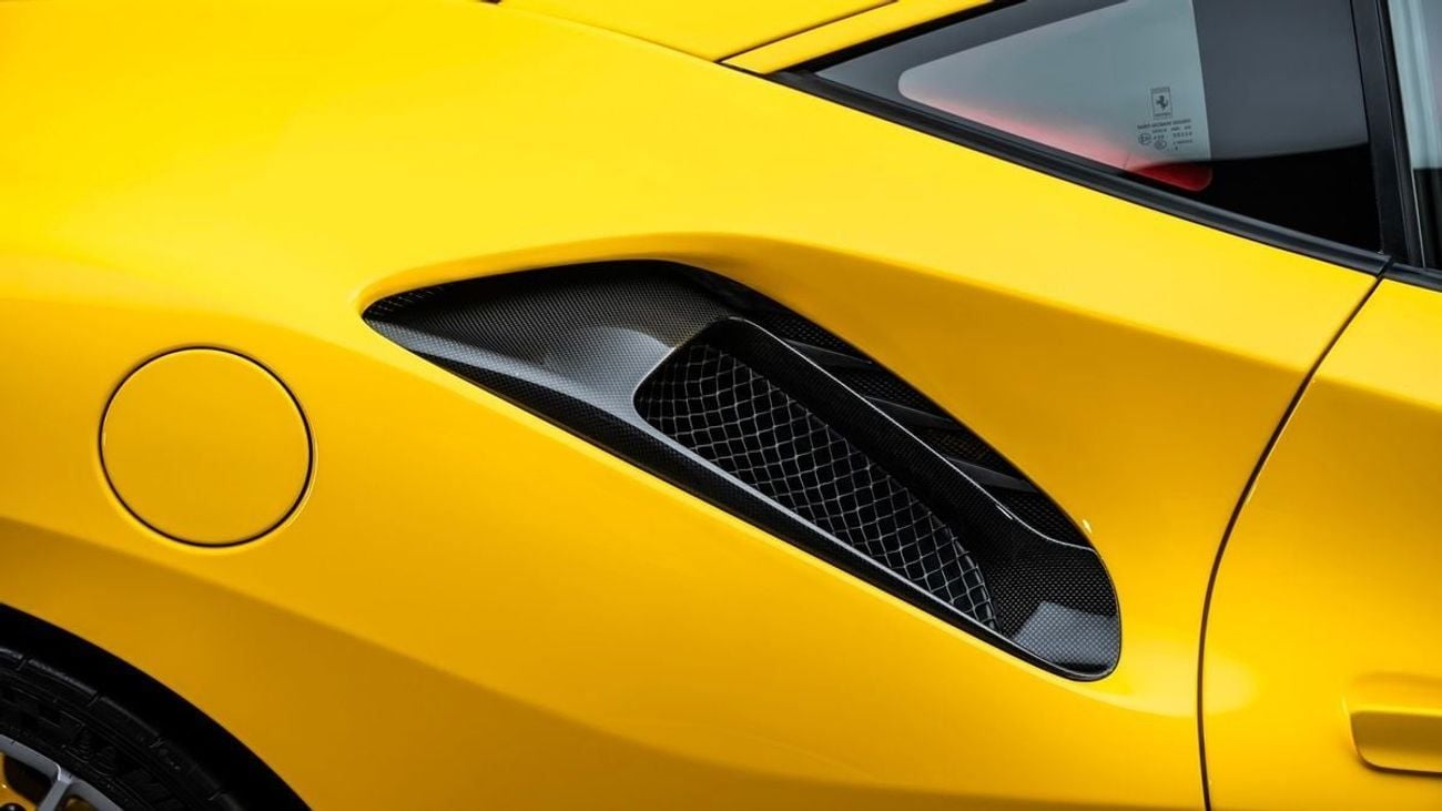 Ferrari 488 Pista - 2019 - GCC - Under Warranty and Service Contract