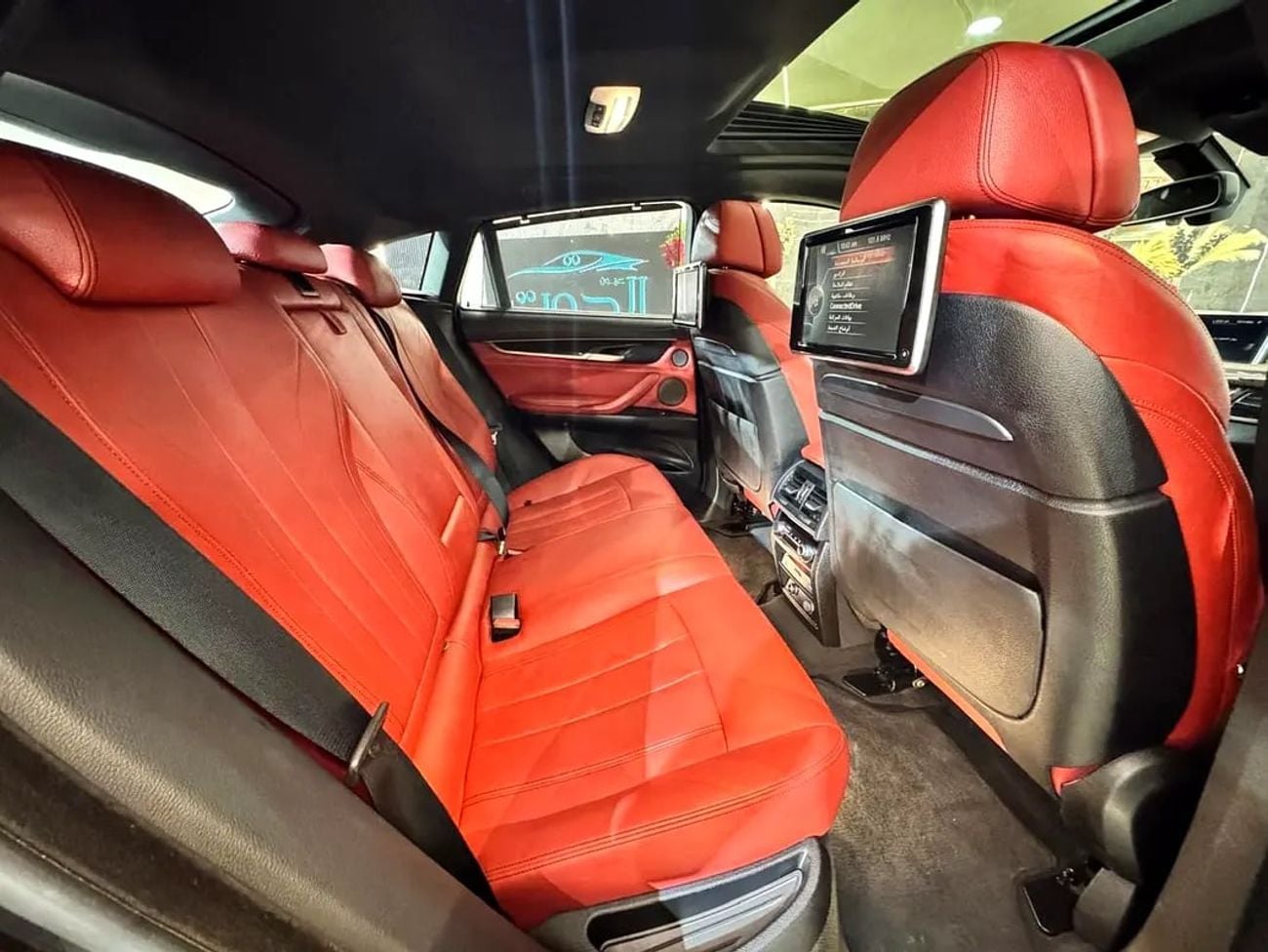 بي أم دبليو X6 35i EXCLUSIVE SPECIAL M KIT || WELL MAINTAINED || RADAR || TOP RANGE || GCC || LOW MILEAGE