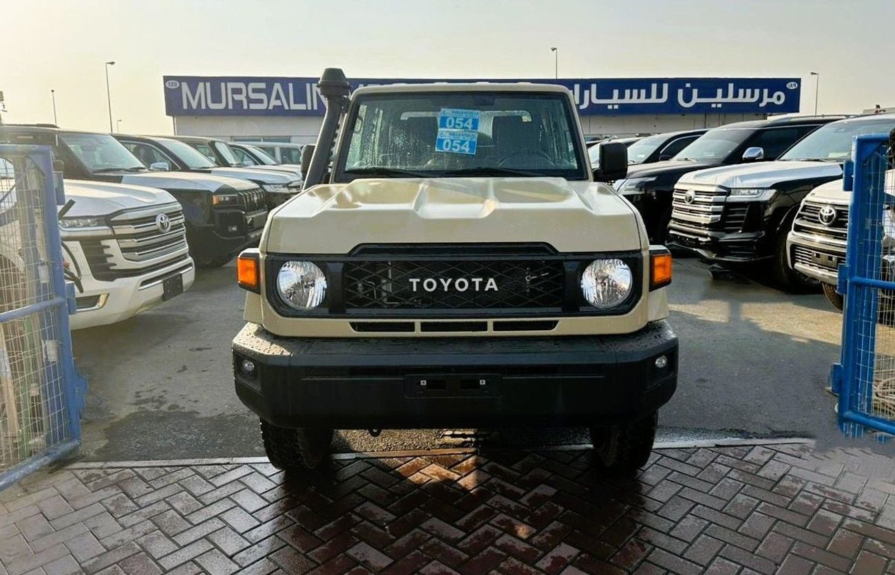 تويوتا لاند كروزر بيك آب Toyota Land Cruiser DC 2.8L DSL. MT 2025 Model Beige GCC