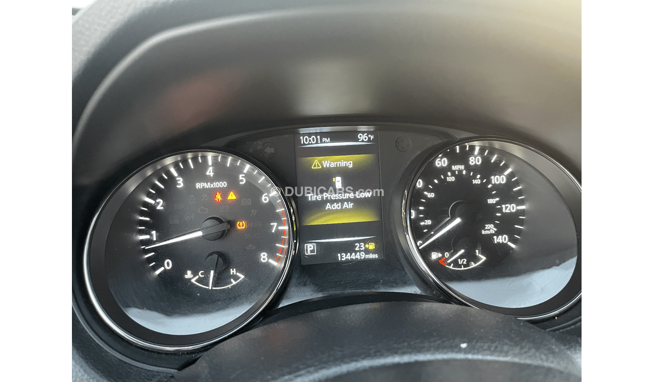 Nissan Rogue nissan rouge 2017 usa in very good    Nissan Pathfinder    Excellent Condition (USA  _ SPEC) - MODEL