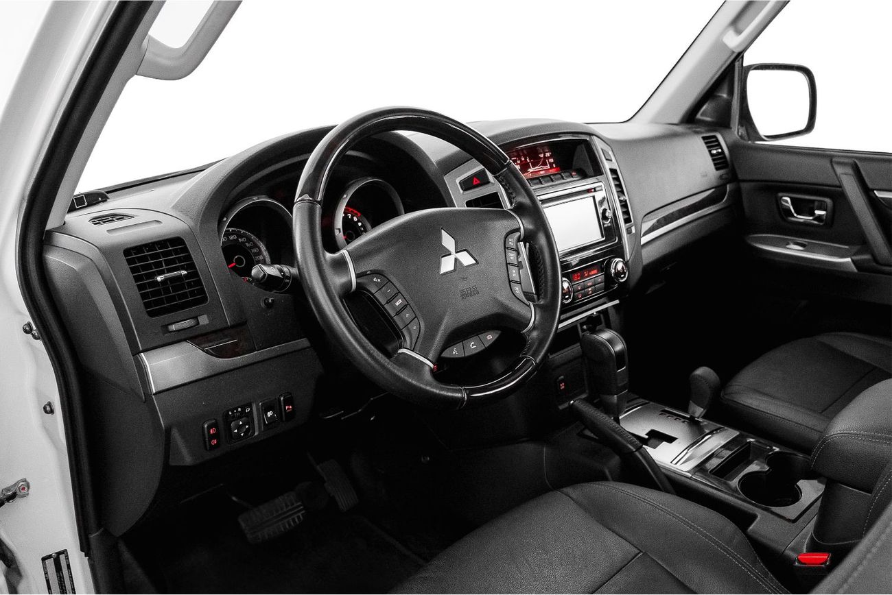 ميتسوبيشي باجيرو GLS 3.8L