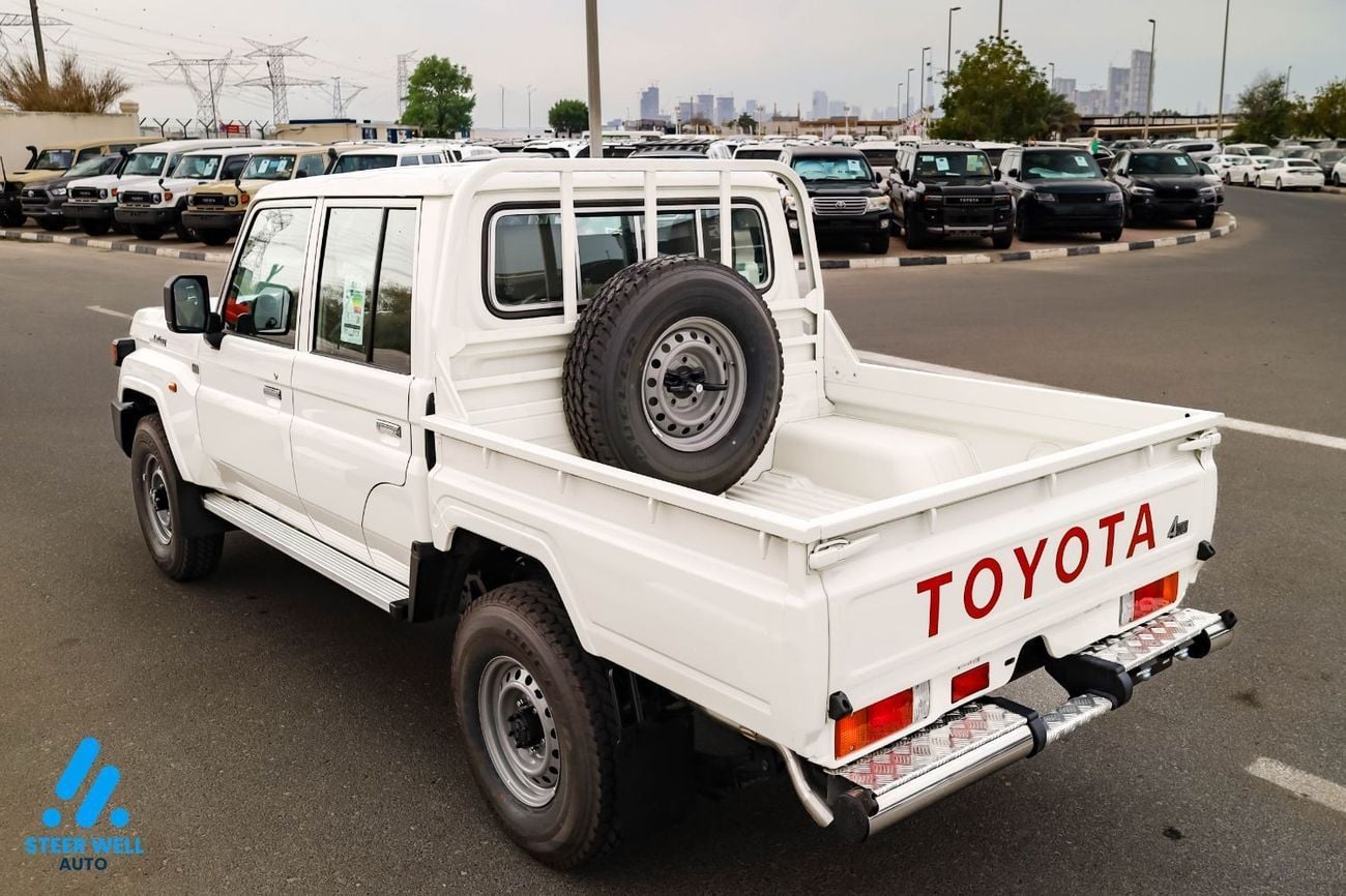 تويوتا لاند كروزر بيك آب Double-Cab LC 79 | 2.8L Turbo DSL | GCC Specs | 4WD MT | Heavy Duty | Export Ready