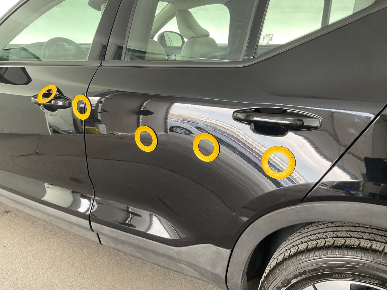 Volvo XC40 T4 Momentum | upto AED 20,000 Ramadan Discount | Guaranteed Warranty | 0 Down Payment