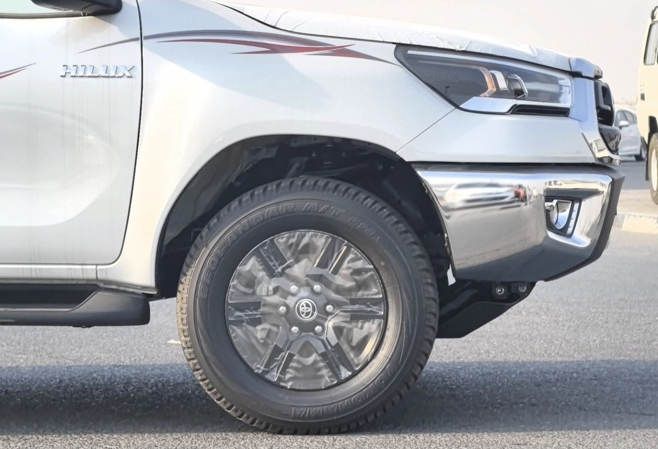 Toyota Hilux D/CAB,PICKUP,2.7L,4X4,DIGITAL AC,WOODEN INTERIOR,BLIND SPOT,DVD+CAMERA,DIFF LOCK,M/T, 2 COOL BOX,202