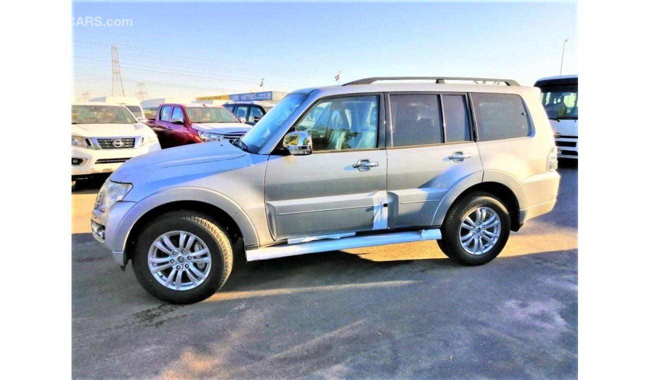 Mitsubishi Pajero FULL OPTION