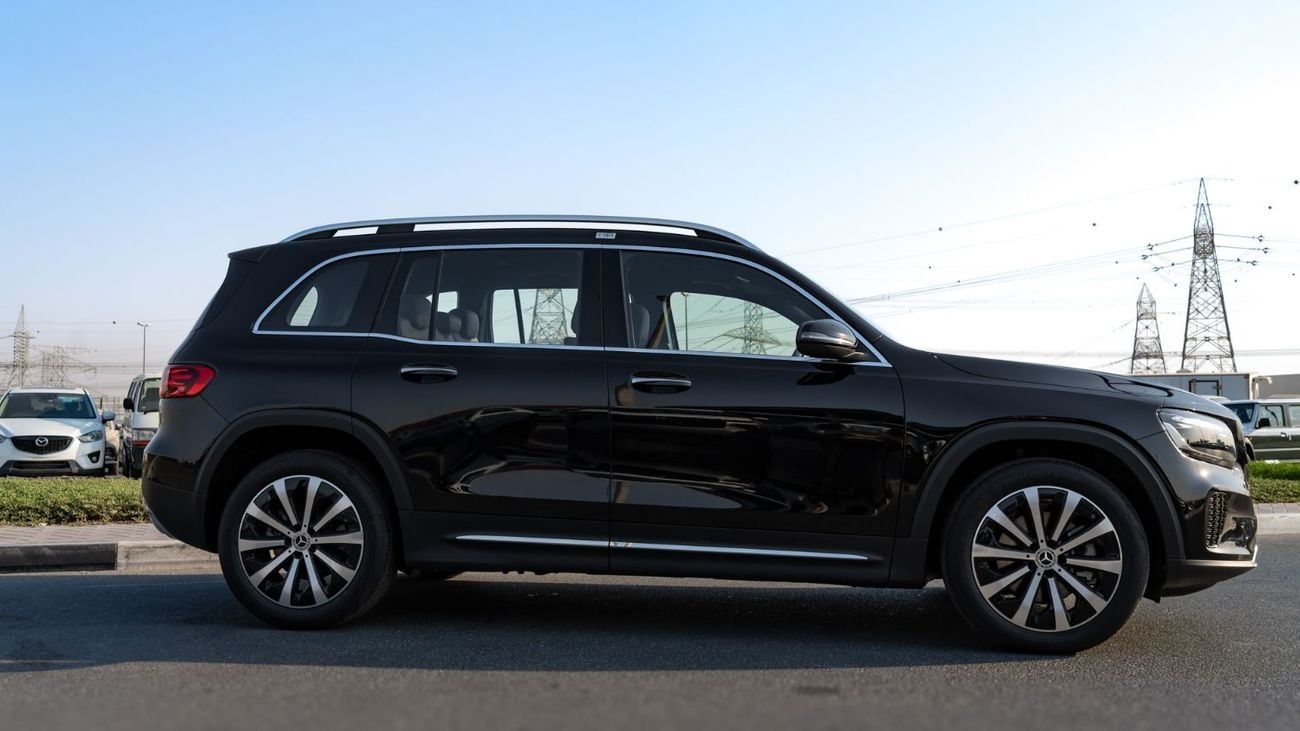 Mercedes-Benz GLB 220 2025 | MERCEDES BENZ GLA 220