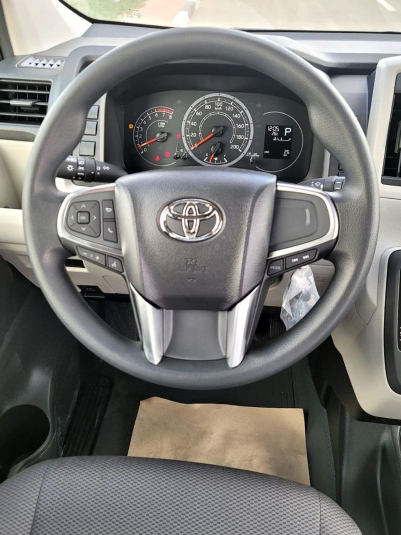 Toyota Hiace Commuter 3.5L A/T