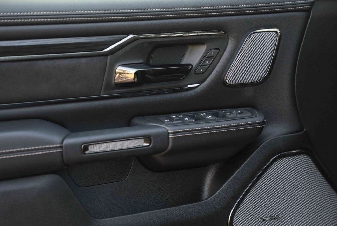 RAM 1500 2025 RAM 1500 REBEL X CREW 3.0L V6 - GCC - BLACK inside BLACK | Export Only