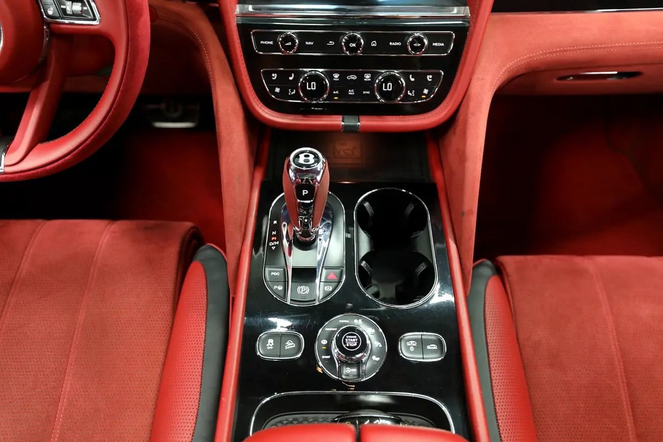 Bentley Bentayga Speed ! Perfect Condition | Service Contract + 3 Years Warranty | 100% Finance W12 Ref#C038111