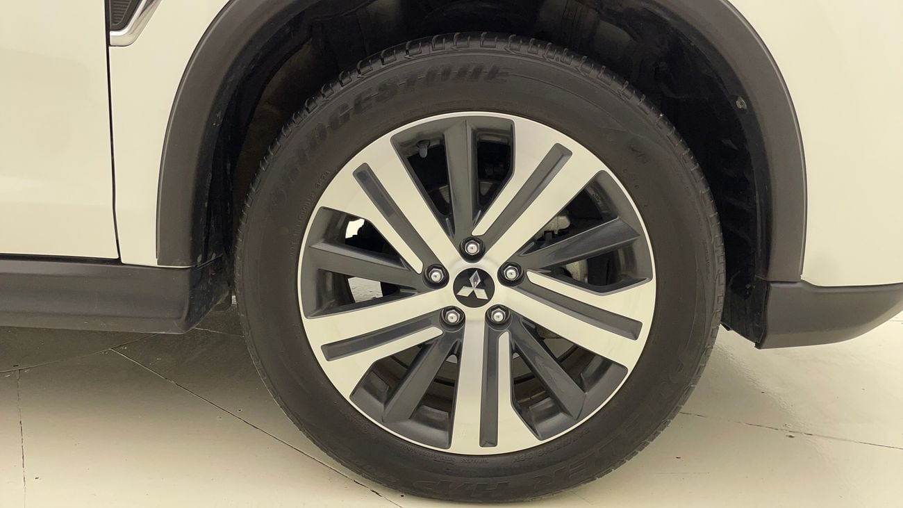 ميتسوبيشي ASX GLX HIGHLINE 2 | بدون دفعة مقدمة | اختبار القيادة في المنزل