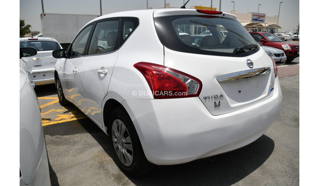 Nissan Tiida 2015 White GCC No Accident No Paint A perfect Condition