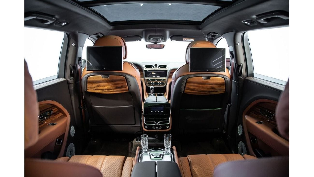 بنتلي بينتايجا Bentley Bentayga Azure First Edition EWB