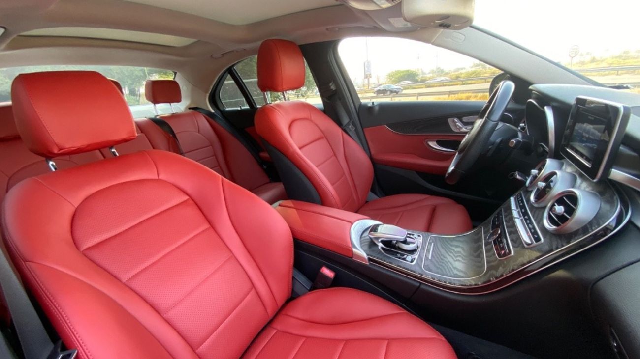 Mercedes-Benz C 300 Luxury