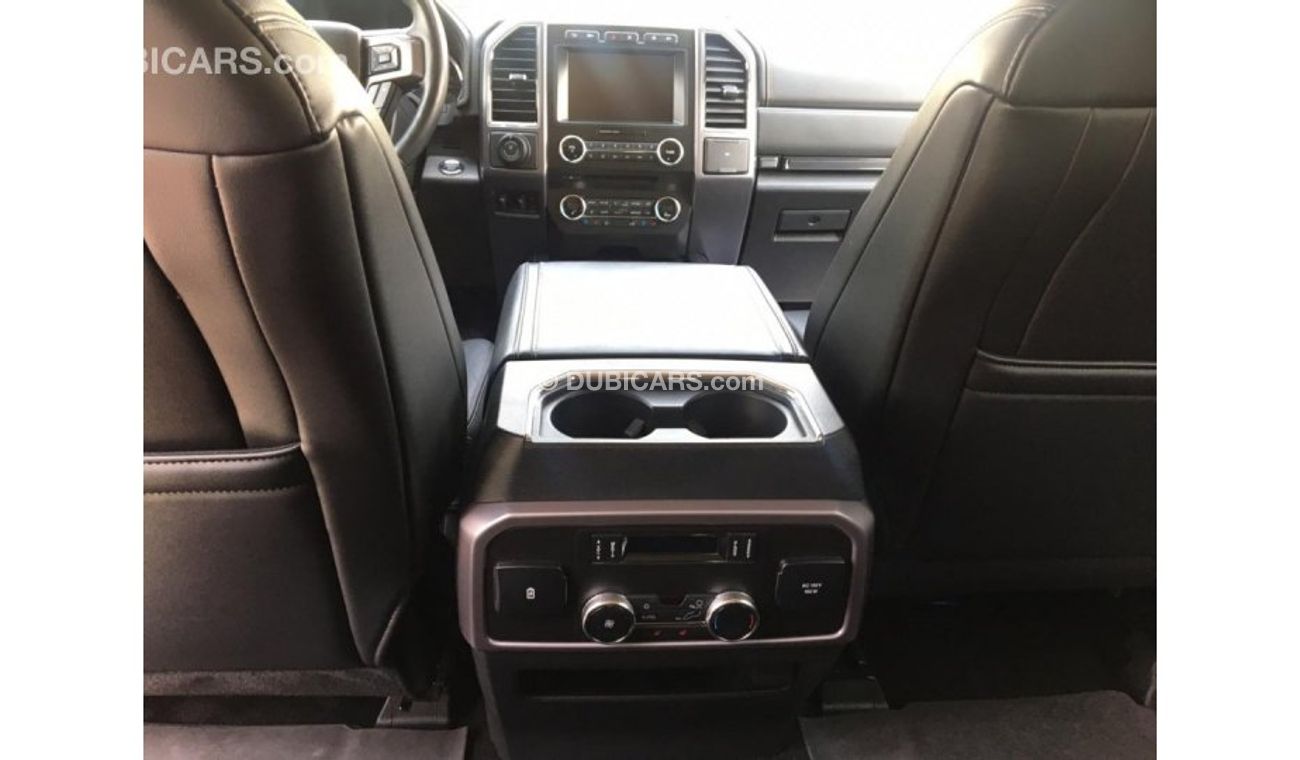 Ford Expedition Ford Expedition Platinum Max / 7 Seater