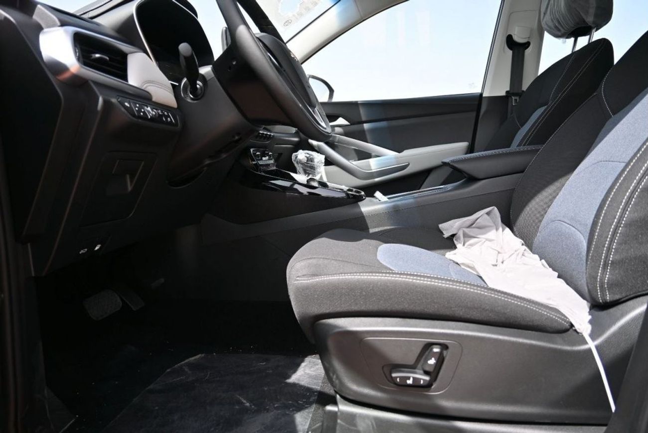 Chevrolet Captiva Chevrolet Captiva Premier 1.5L Petrol, L4 SUV, FWD, 5 Doors, Sunroof, Driver Electric Seats, Cruise