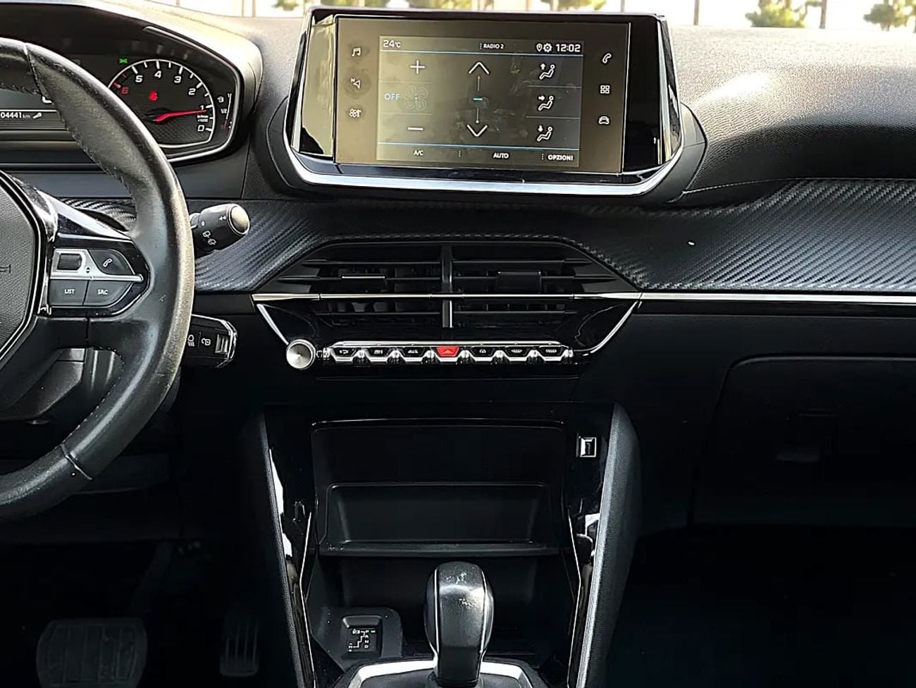 Peugeot 2008 Active 1.6L 986 P.M | | | ACTIVE | 1.2L TURBO | GCC | ORIGINAL PAINT