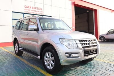 Mitsubishi Pajero GLS 3.5L (186 HP) (7 Seater)