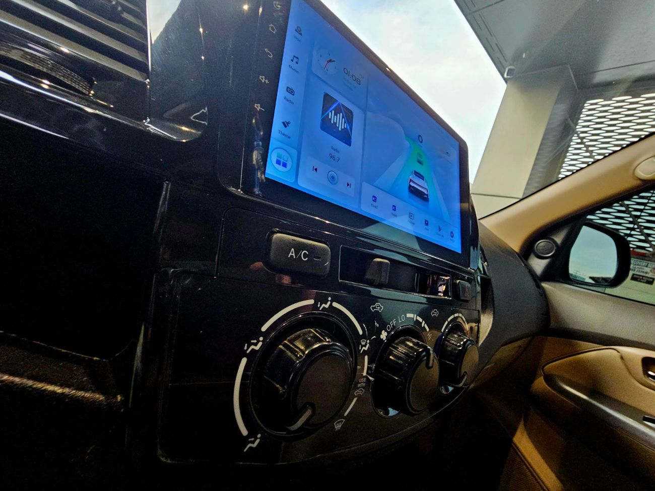 Toyota Fortuner EXR/ V4 2.7L 4WD/ LEATHER DVD/ LOW MILEAGE