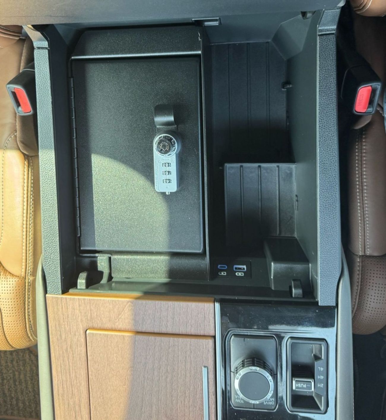 Toyota Tundra CREWMAX PLATINUM 1794 EDITION | i-FORCE MAX 3.4-Liter Hybrid V6