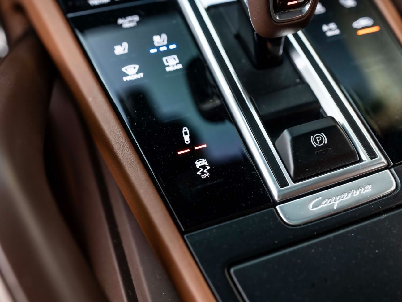 Porsche Cayenne GTS 4.0L (460 HP)