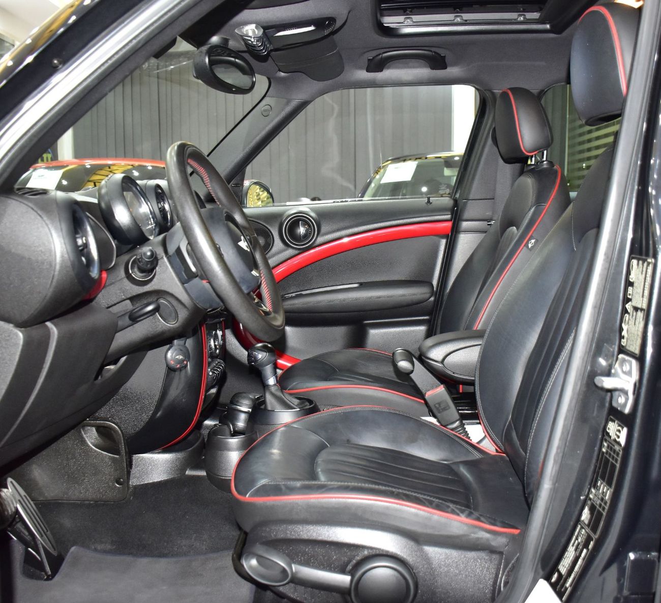 ميني جون كوبر كونتري مان EXCELLENT DEAL for our Mini Countryman John Cooper Works ( 2014 Model ) in Black Color GCC Specs