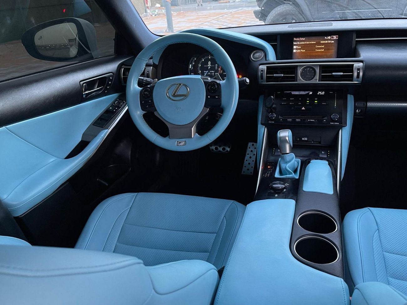 لكزس IS 350 F سبورت بلاتينوم