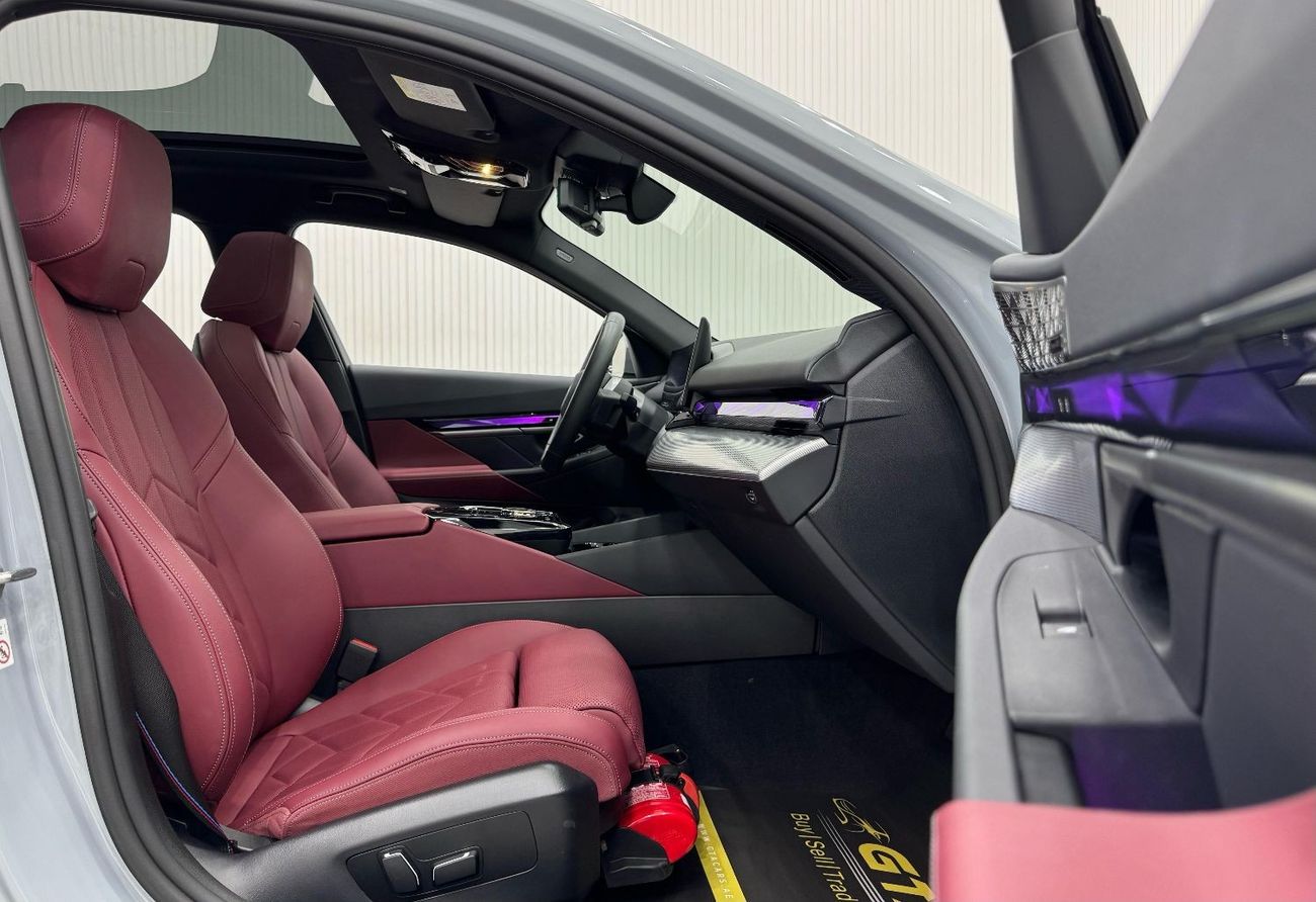 BMW i5 eDrive40 M-Sport 2024 BMW i5 eDrive40 M-Sport, 2030 BMW Warranty + Service Pack, 2032 BMW Battery Wa