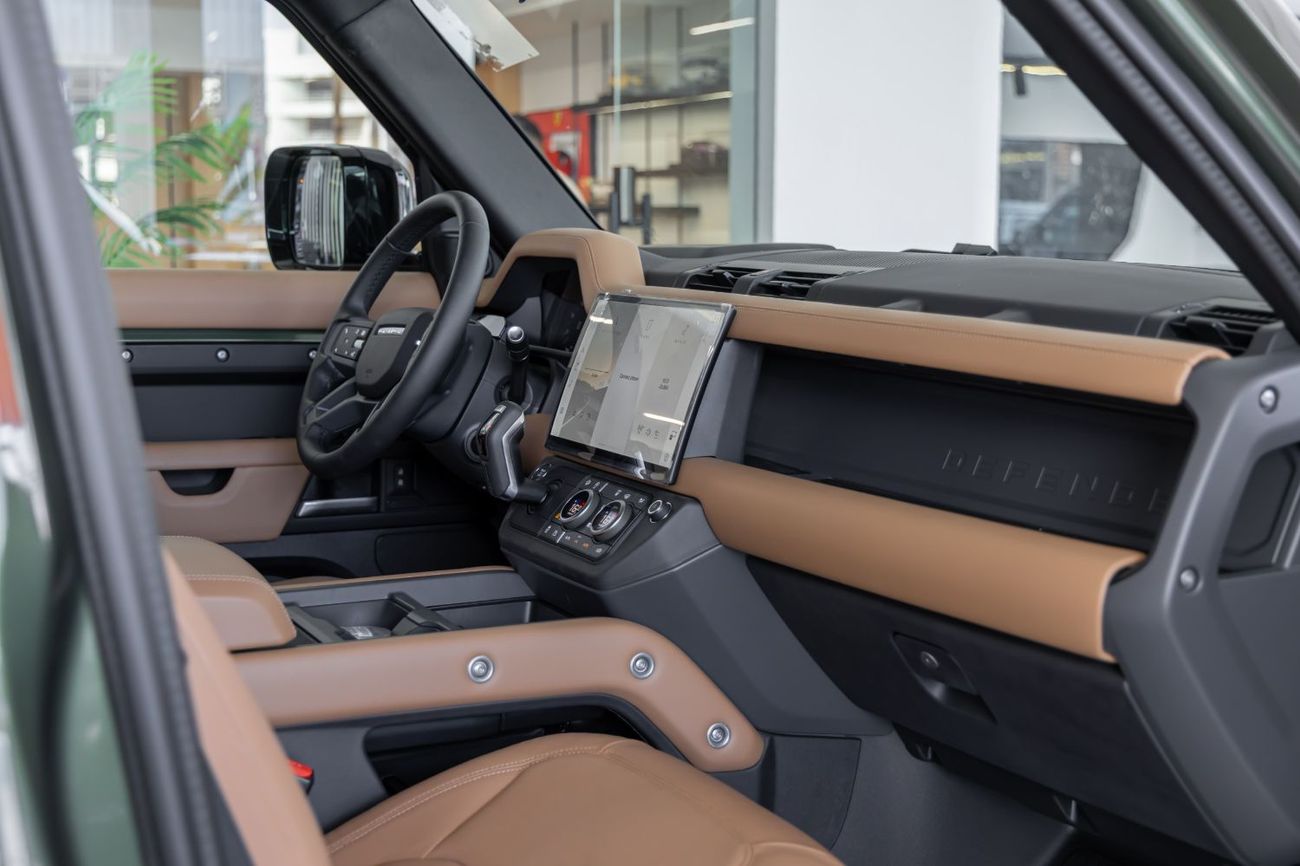 Land Rover Defender Land Rover Defender X-Dynamic HSE P400 - 2026 - GCC (Export)