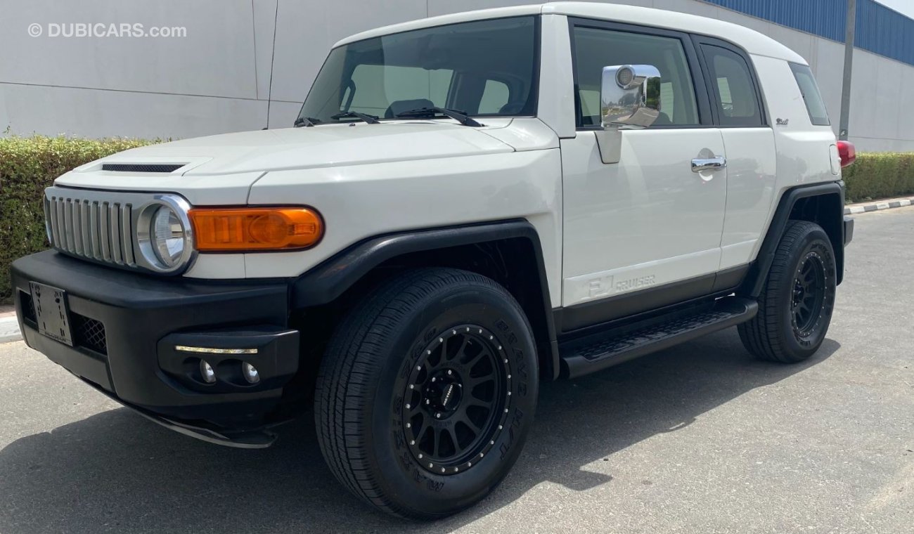 تويوتا إف جي كروزر FJ CRUISER V6 AED 1599/ month WE PAY YOUR 5% VAT EXCELLENT CONDITION UNLIMITED K.M WARRANTY...