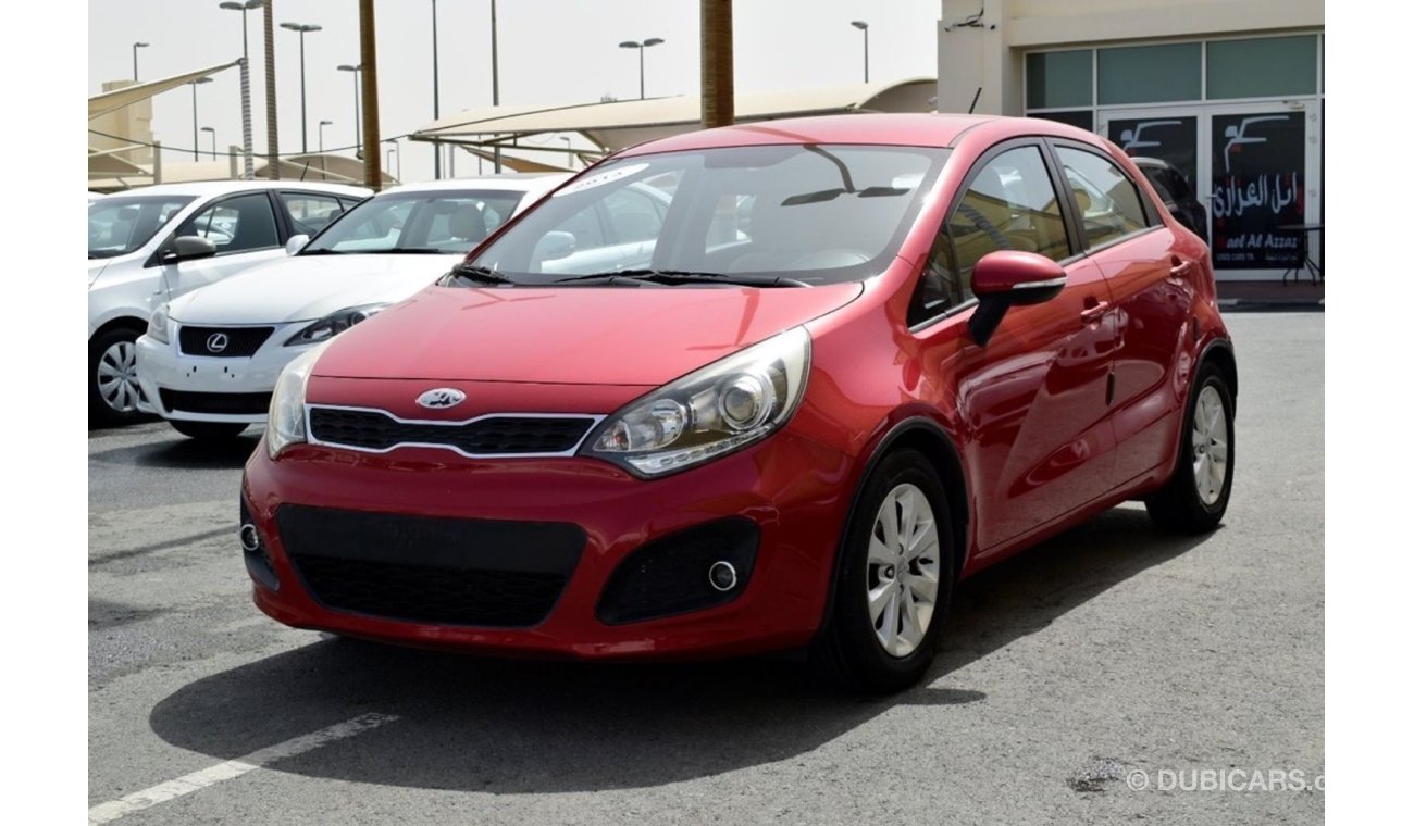 Kia Rio 2013 GCC 1.6 without accident without final dye very clean inside and out agency condition