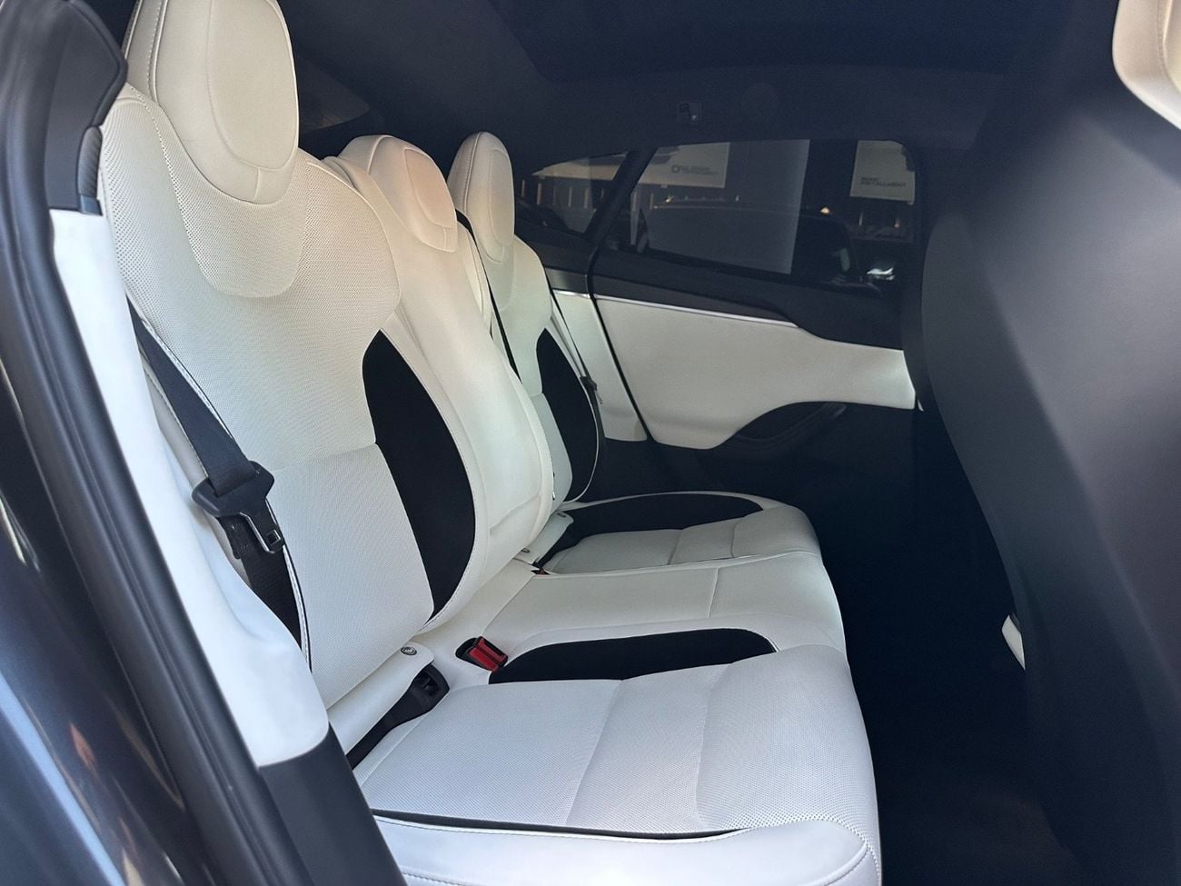 Tesla Model S PLAID