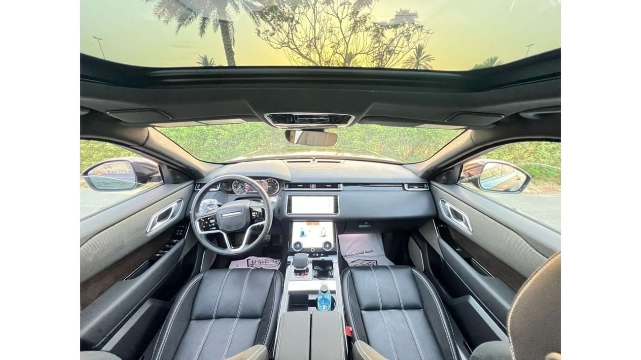 Land Rover Range Rover Velar 2023 Land rover Range rover velar // 2.0L -V4 // Panoramic // with Low Mileage 190 only-