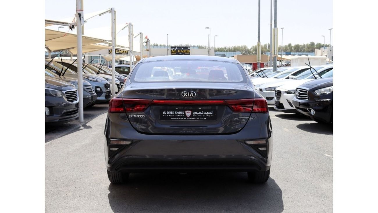 كيا سيراتو EX خالية من الحوادث - خليجي - مكينة 1600 سي سي - بحالة الوكالة من الداخل والخراج