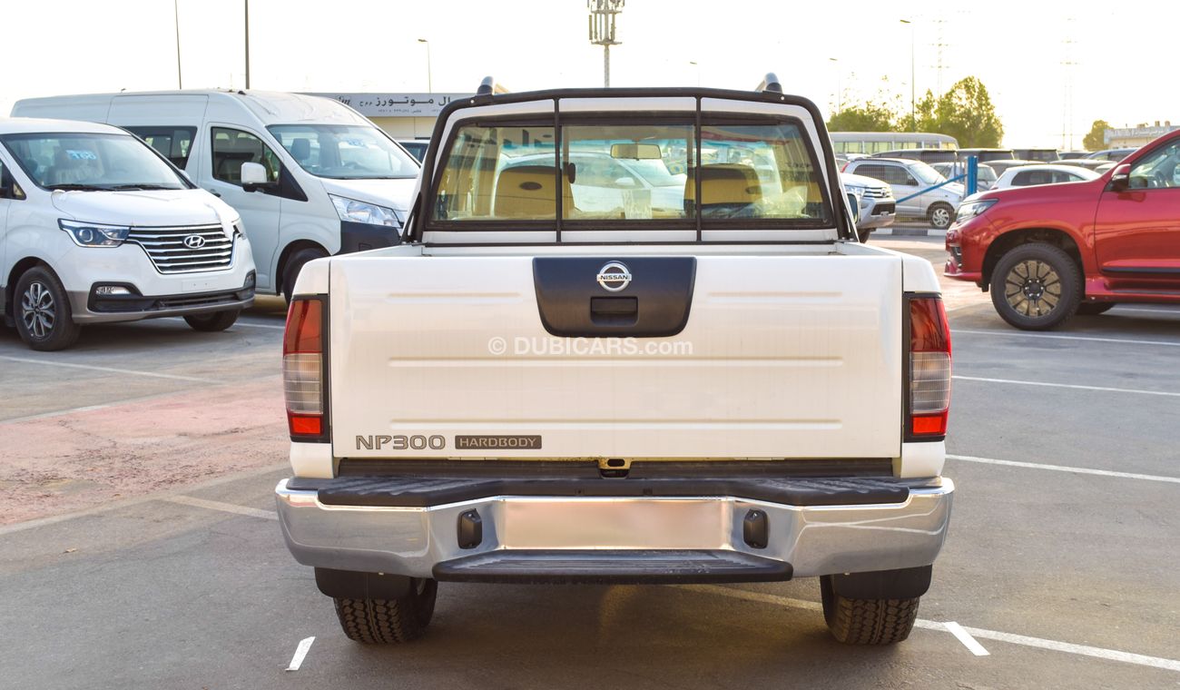 New Nissan NP 300 2020 for sale in Dubai - 449178