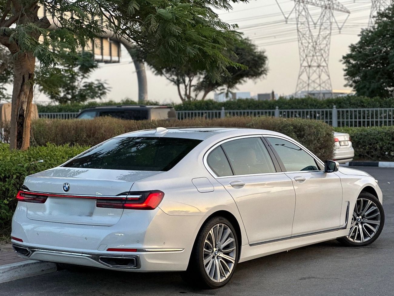 بي أم دبليو 730Li Executive 2.0L