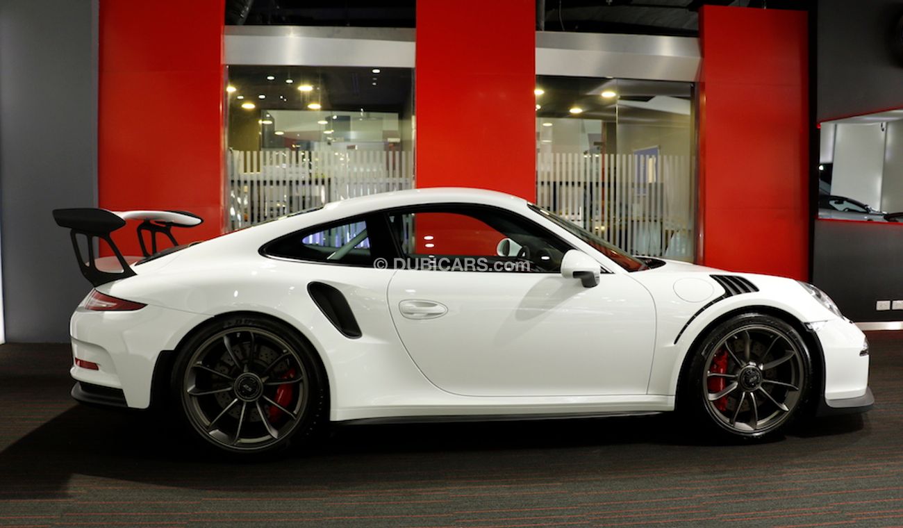 New Porsche 911 RS 2016 for sale in Dubai - 46185