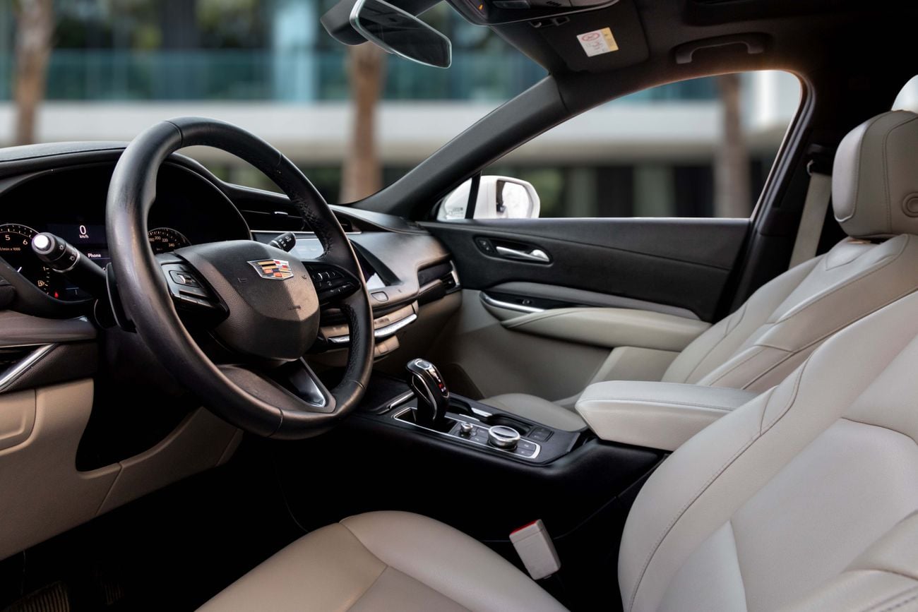 Cadillac XT4 XT4 Premium | 1,371 P.M | 0% Downpayment | Under Warranty!